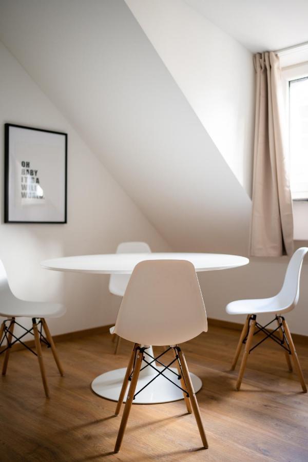 Top Old Town Apartment 2 Baths Dusseldorf Bagian luar foto
